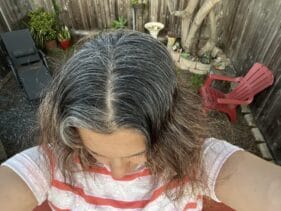 Aceptar el cabello con canas